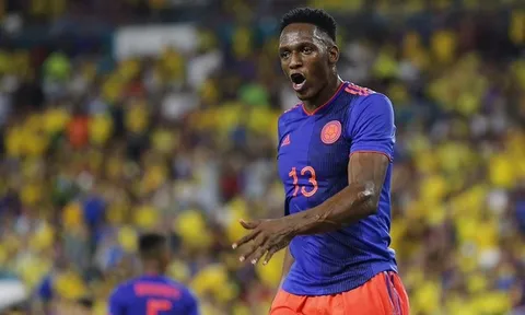 XONG! 'Kiếm thêm' trái phép, 'quái thú' Everton ngậm trái đắng
