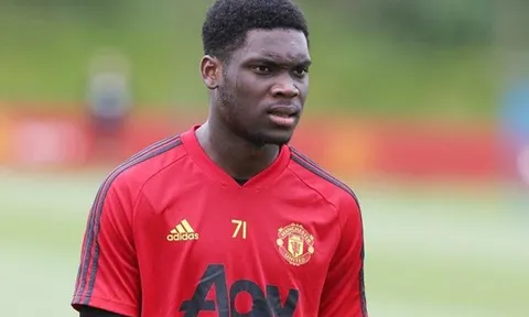 'Tất cả mọi người ở Man Utd đều tự hào về cậu ấy'
