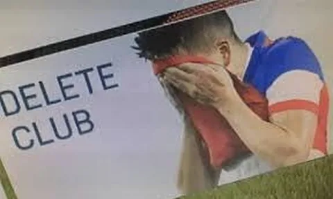 Fan Barca: "Kiểu này thì chỉ có đá Europa League vào năm tới!"
