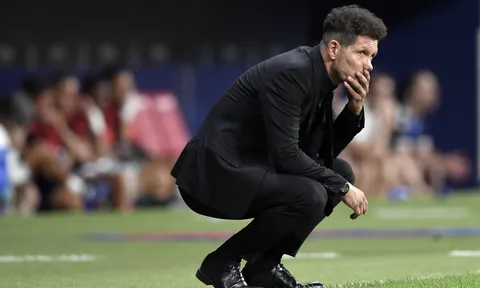 Fan Liverpool mỉa mai 'công thức Anfield' của Diego Simeone