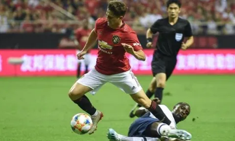 Fan Man Utd: "2 cậu ấy bắt nạt Tottenham như thể những đứa trẻ"