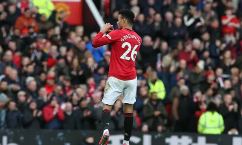 Fan Man Utd: "Cậu ấy là QBV tương lai, hơn cả Haaland"