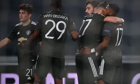 Thành viên BHL đội một dương tính, Man United rơi vào 'khủng hoảng' Covid