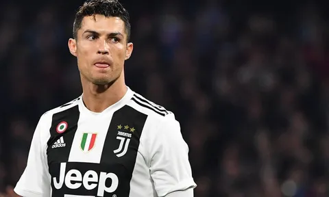 "Chủ tịch đã muốn có Ronaldo, nhưng phi vụ này không khôn ngoan"
