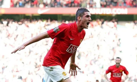 Người hùng MU một thời Macheda bừng sáng ở chân trời mới
