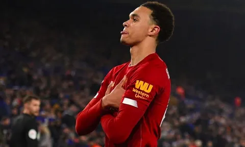 Flanagan: "Cậu ấy có thể trở thành tiền vệ box-to-box số 1 thế giới"