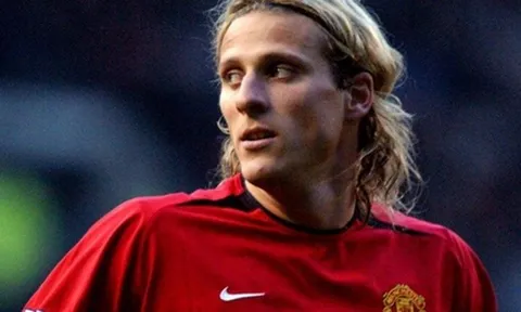 Forlan dẫn đầu danh sách những tiền đạo lụn bại ở Premier League