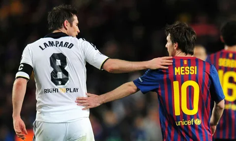 'Messi, Xavi và Iniesta là 3 cầu thủ khó tin nhất tôi từng đối mặt'