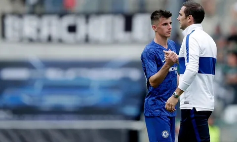 Lampard xác nhận, Chelsea đón 2 họng pháo đấu Liverpool?