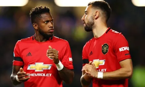 Bruno Fernandes khuyên 1 lời, Fred lập tức lập cú đúp