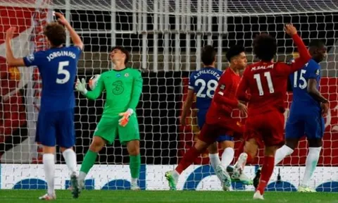 Quá tức tối, các sao Chelsea đồng thanh hét tên 1 đồng đội