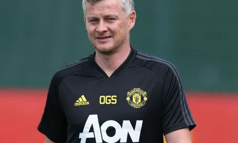 Gặp riêng Ed Woodward, Solskjaer đòi mua cho bằng được sao Argentina