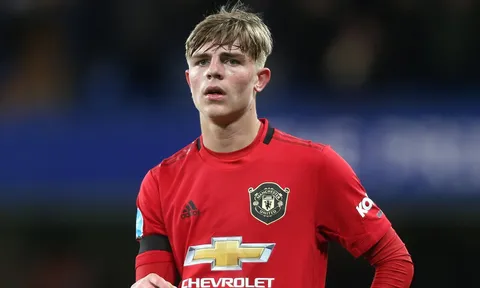 Gary Neville: "Cầu thủ Man United đó sẽ làm mọi thứ để giành chiến thắng"
