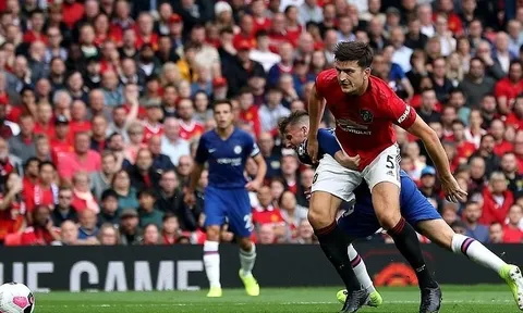 Gạt Maguire, bại tướng M.U chỉ ra cái tên duy nhất cùng đẳng cấp Van Dijk