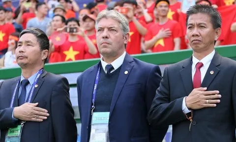 GĐKT Jurgen Gede có thể làm việc ở một CLB V-League