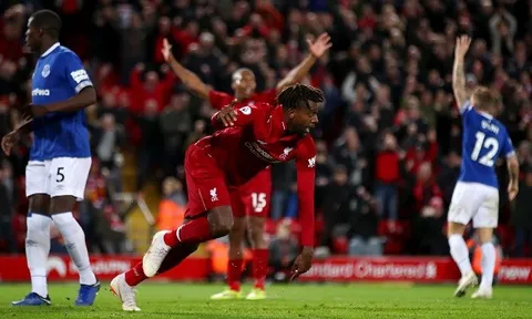 Tiết lộ về Liverpool: Số 27 đã rất gần một thỏa thuận mới