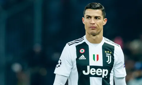 Trụ cột Real: "Vụ chuyển nhượng Ronaldo làm tất cả mọi người hạnh phúc"