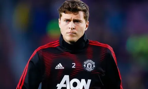 XONG! Đại diện lên tiếng về việc Lindelof rời Man Utd