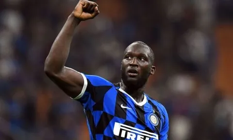 Lukaku: "Solskjaer nói với tôi 1 điều trên sân tập"