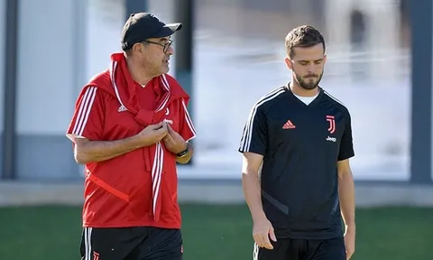 Mục tiêu của Barca bị Sarri “nhắc nhở” trước trận gặp AC Milan