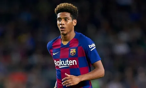 Đối tác "trả hàng" cho Barca, hàng loạt CLB chào mua tới tấp
