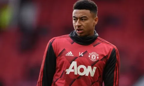 Man Utd gây choáng, gia hạn hợp đồng với Lingard