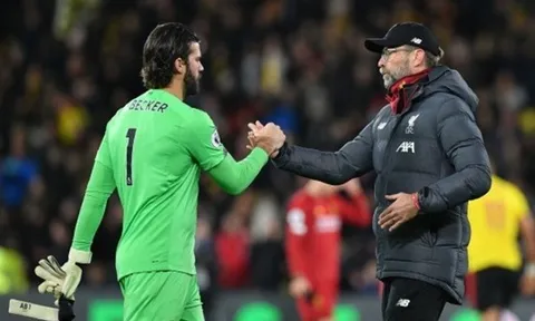 XONG! Thảm họa với Liverpool, Klopp báo tin buồn về thủ thành số 1