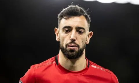 "Man United có thể mua Fernandes với giá rẻ hơn"