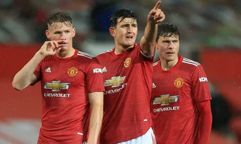 Chỉ cần 36 triệu bảng, Man Utd sẽ tìm ra "người thừa kế" Maguire