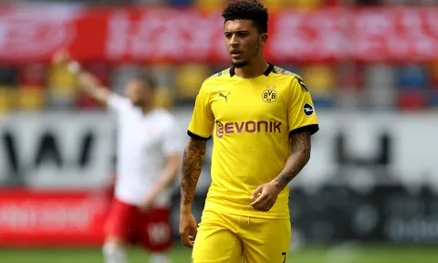 Phil Neville chỉ ra vị trí hoàn hảo cho Sancho tại Man United
