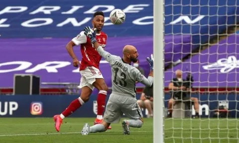 Aubameyang nói gì về tương lai sau khi giúp Arsenal vô địch FA Cup?
