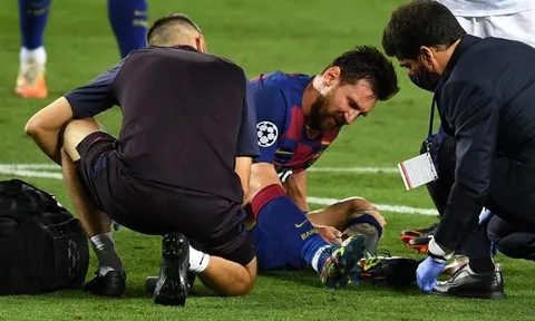 Chân trái Messi sưng vù, nguy cơ vắng mặt trận đại chiến Bayern?