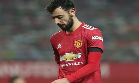 Hòa Chelsea, đã đến lúc Solskjaer thừa nhận một sự thật về Bruno Fernandes