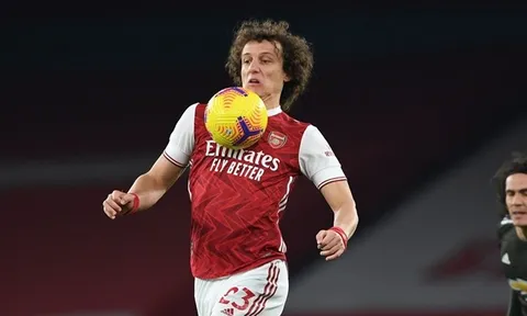 David Luiz cảnh báo các đồng đội sau trận hòa trước Man Utd