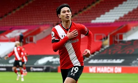 Minamino phá vỡ thành tích khủng của Chelsea-Tuchel