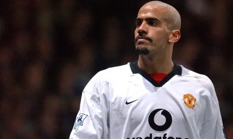 Gary Neville lý giải nguyên nhân Sebastian Veron "mất tích" tại Man United