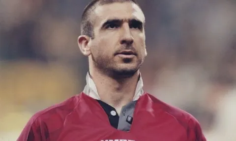 Cựu sao Liverpool đánh giá thấp huyền thoại Cantona của MU