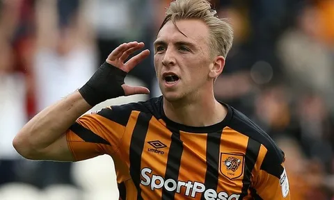 Nâng cấp hàng công, bộ đôi Premier League nhắm chiêu mộ ''sát thủ'' Championship ghi 22 bàn/mùa
