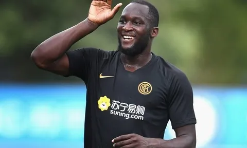 Ghi 4 bàn cho Inter, Lukaku liền "đá đểu" Man Utd
