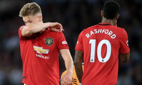 Giành 19 điểm/15 trận, Man United tệ vẫn thua một Big Six khác