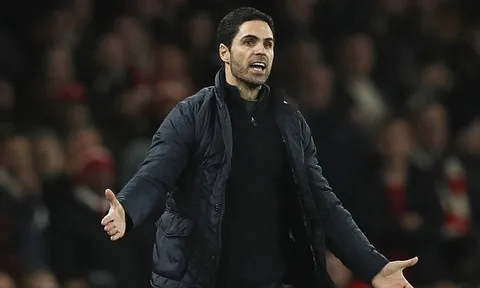 'Giờ cả Maldini và Baresi cũng không thể giúp Arsenal giữ sạch lưới'