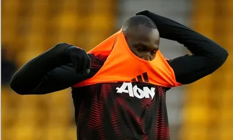 Giữa tâm bão tin đồn về tương lai, Lukaku làm một điều khiến NHM MU lo sốt vó