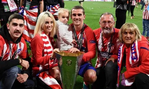 Ngoài Barca, Griezmann ngưỡng mộ 1 đội bóng khác, không phải Atletico