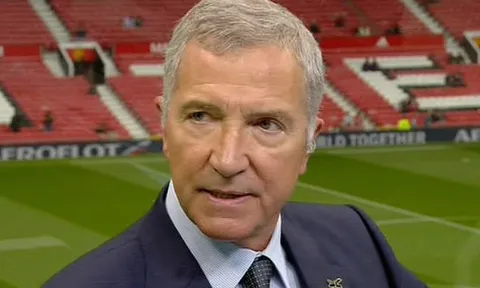 Dùng kế Gia Cát Lượng, huyền thoại Liverpool 'khích' cầu thủ trở lại thi đấu