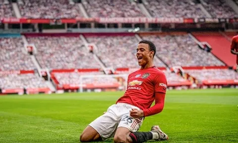 'Cậu ta có thể thành huyền thoại của Man Utd, không nghi ngờ gì nữa'
