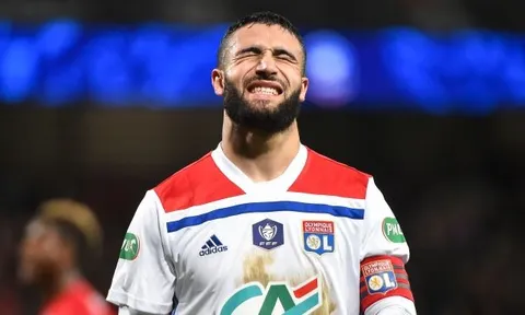 Gửi đề nghị "giá bèo", Arsenal vẫn khiến "trùm chuyển nhượng" Lyon run sợ