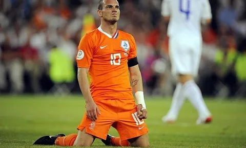Biến cố bất ngờ khiến Hà Lan thua Nga tại EURO 2008