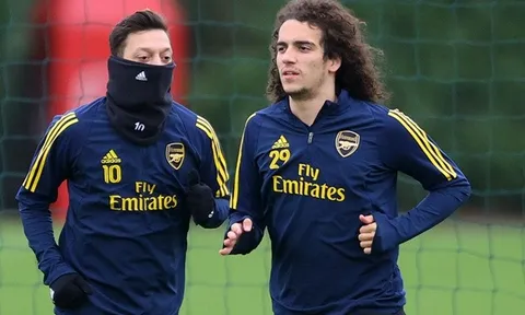 Hạ Chelsea, Arteta nói rõ 1 lời về Ozil và Guendouzi