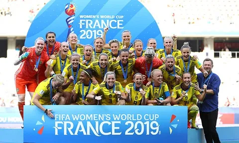 Hạ gục đội bóng của Neville, nữ Thụy Điển giành hạng 3 World Cup