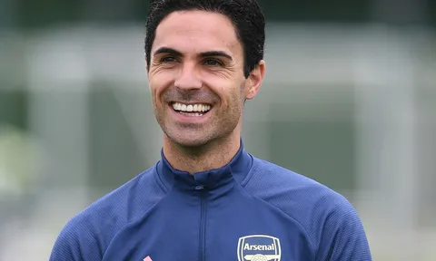 Hạ Newcastle, Mikel Arteta chỉ ra cầu thủ có thể sánh ngang Sancho và Foden